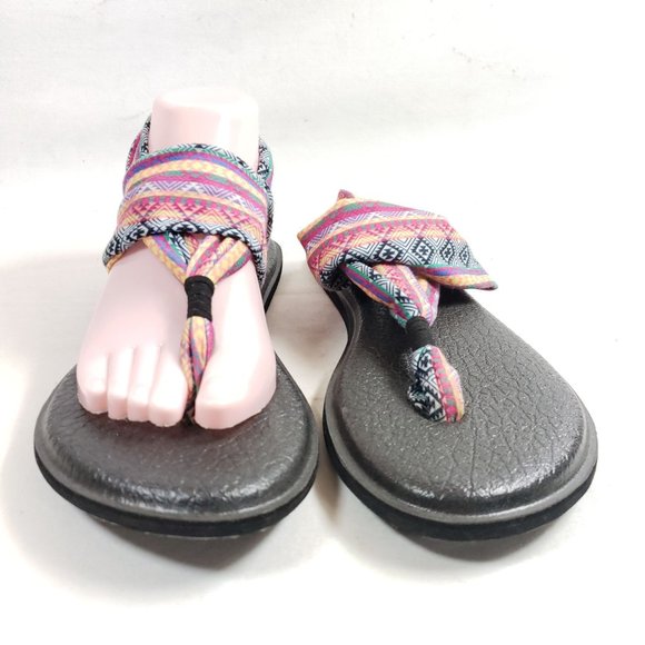 Sanuk Womens Yoga Sling 2 Sandals Size 8 Multicolor Tribal Straps & Black Soles - Picture 6 of 9
